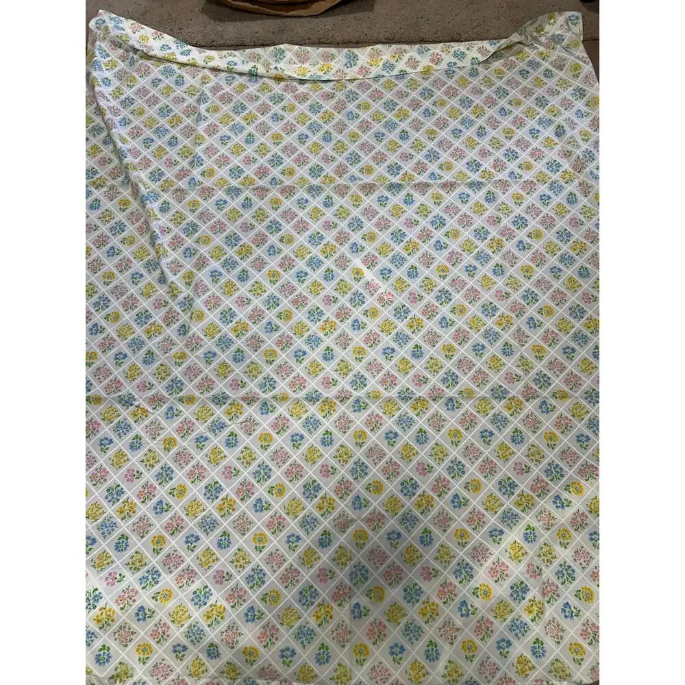 Unknown charming vintage